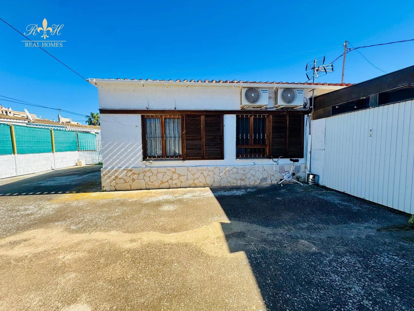 4 sovrum Villa till salu i Albir med pool garage - 639 000 € (Ref: 9627965)