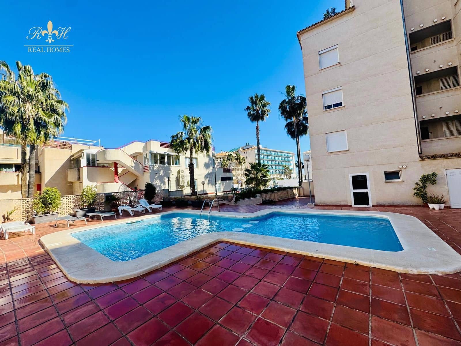 Piso de 1 habitación en Albir en alquiler con piscina - 1.200 € (Ref: 9656664)