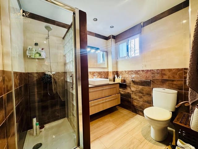 Piso de 1 habitación en Albir, Alfaz del Pi / L'Alfàs del Pi en alquiler con piscina - 1.200 € (Ref: 9656664)