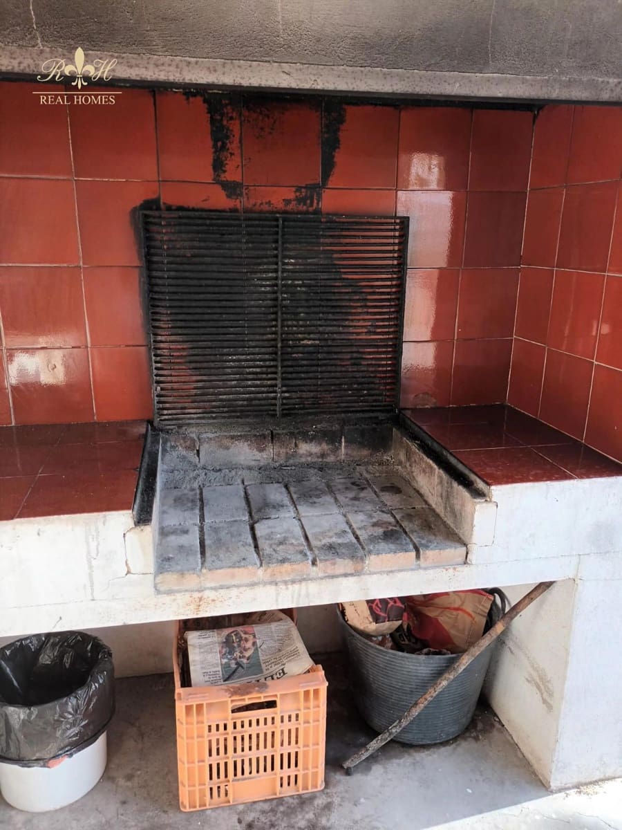 3 bedroom Villa for sale in Callosa d'En Sarria with pool garage - € 350,000 (Ref: 9656869)