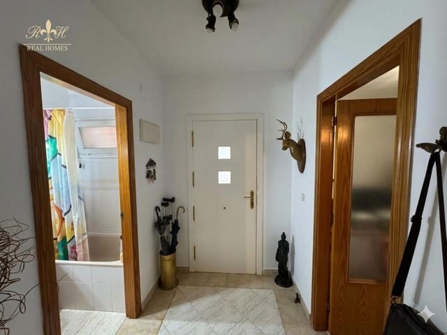 3 makuuhuone Omakotitalo myytävänä paikassa Albir, Alfaz del Pi / L'Alfàs del Pi mukana 
autotalli - 319 000 € (Ref: 9656955)