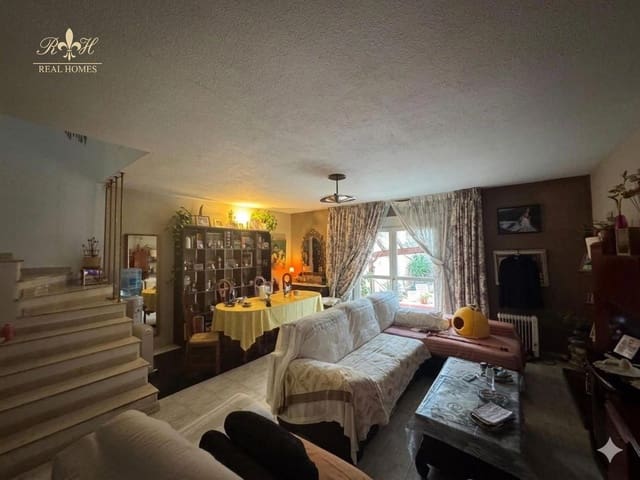 3 makuuhuone Omakotitalo myytävänä paikassa Albir, Alfaz del Pi / L'Alfàs del Pi mukana 
autotalli - 319 000 € (Ref: 9656955)