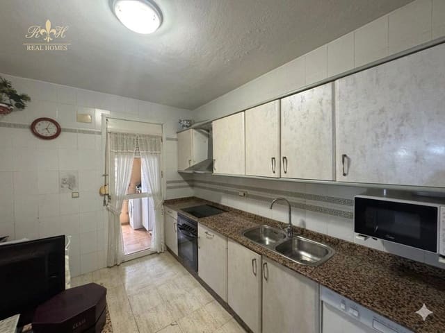 3 makuuhuone Omakotitalo myytävänä paikassa Albir, Alfaz del Pi / L'Alfàs del Pi mukana 
autotalli - 319 000 € (Ref: 9656955)