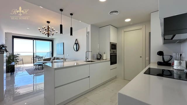 2 soverom Leilighet til salgs i Benidorm med svømmebasseng garasje - € 615 000 (Ref: 9720303)