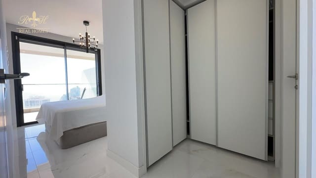 2 soverom Leilighet til salgs i Benidorm med svømmebasseng garasje - € 620 000 (Ref: 9720304)