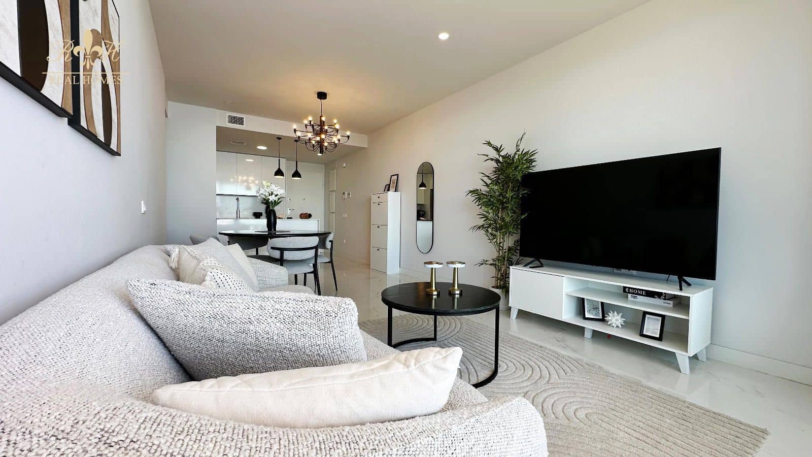 2 bedroom Flat for sale in Benidorm with pool garage - € 620,000 (Ref: 9720304)