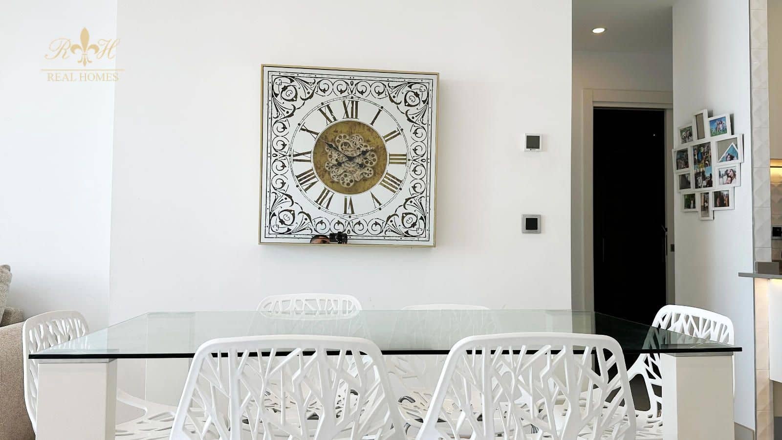 2 soverom Leilighet til salgs i Benidorm med svømmebasseng garasje - € 599 000 (Ref: 9720305)