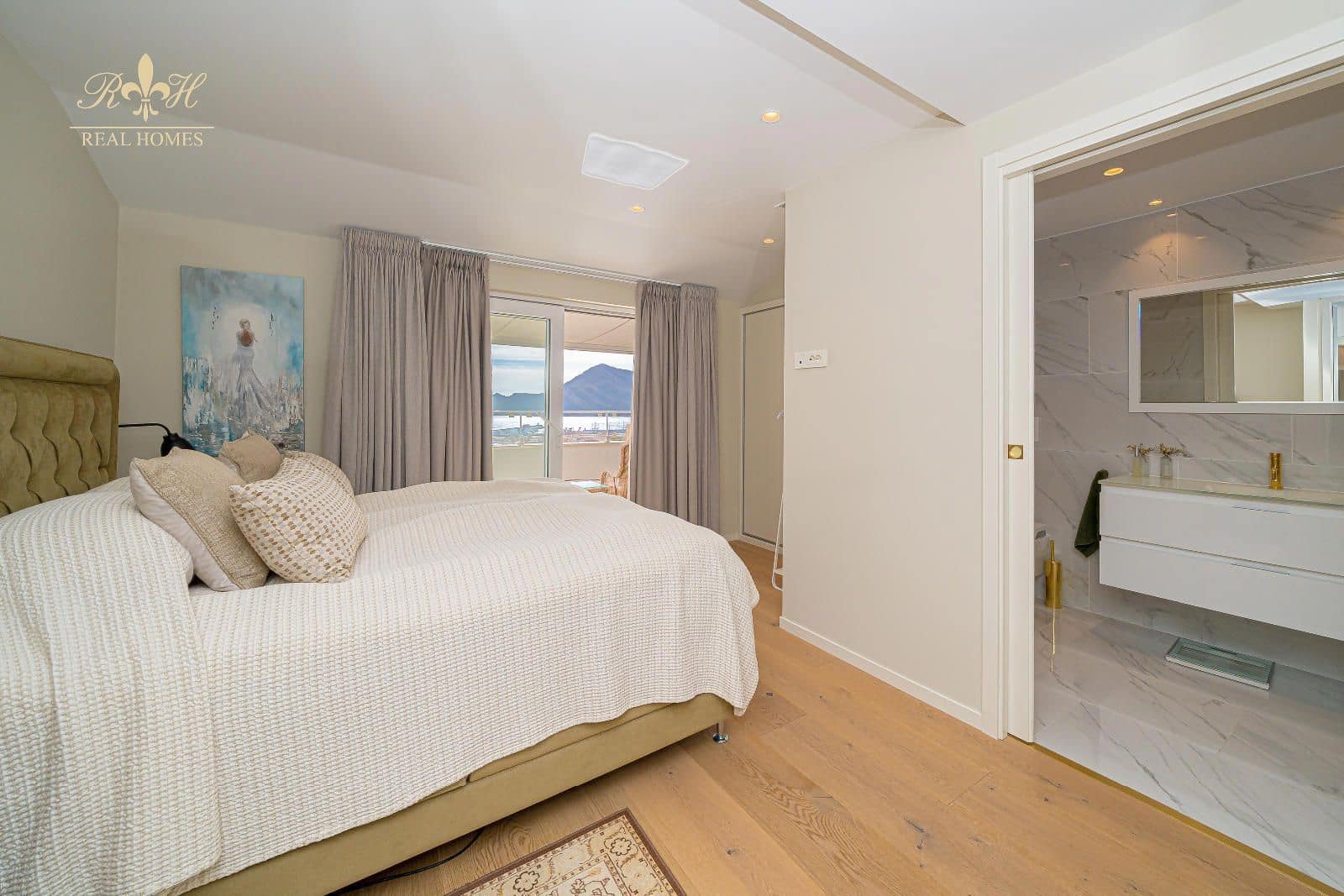 2 soveværelse Penthouse til salg i Altea med swimmingpool garage - € 1.300.000 (Ref: 9776887)