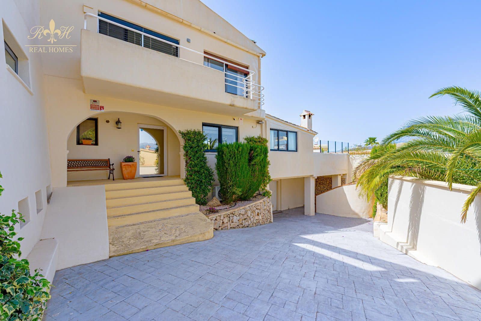 3 soverom Hus til salgs i Albir med svømmebasseng - € 745 000 (Ref: 9779000)