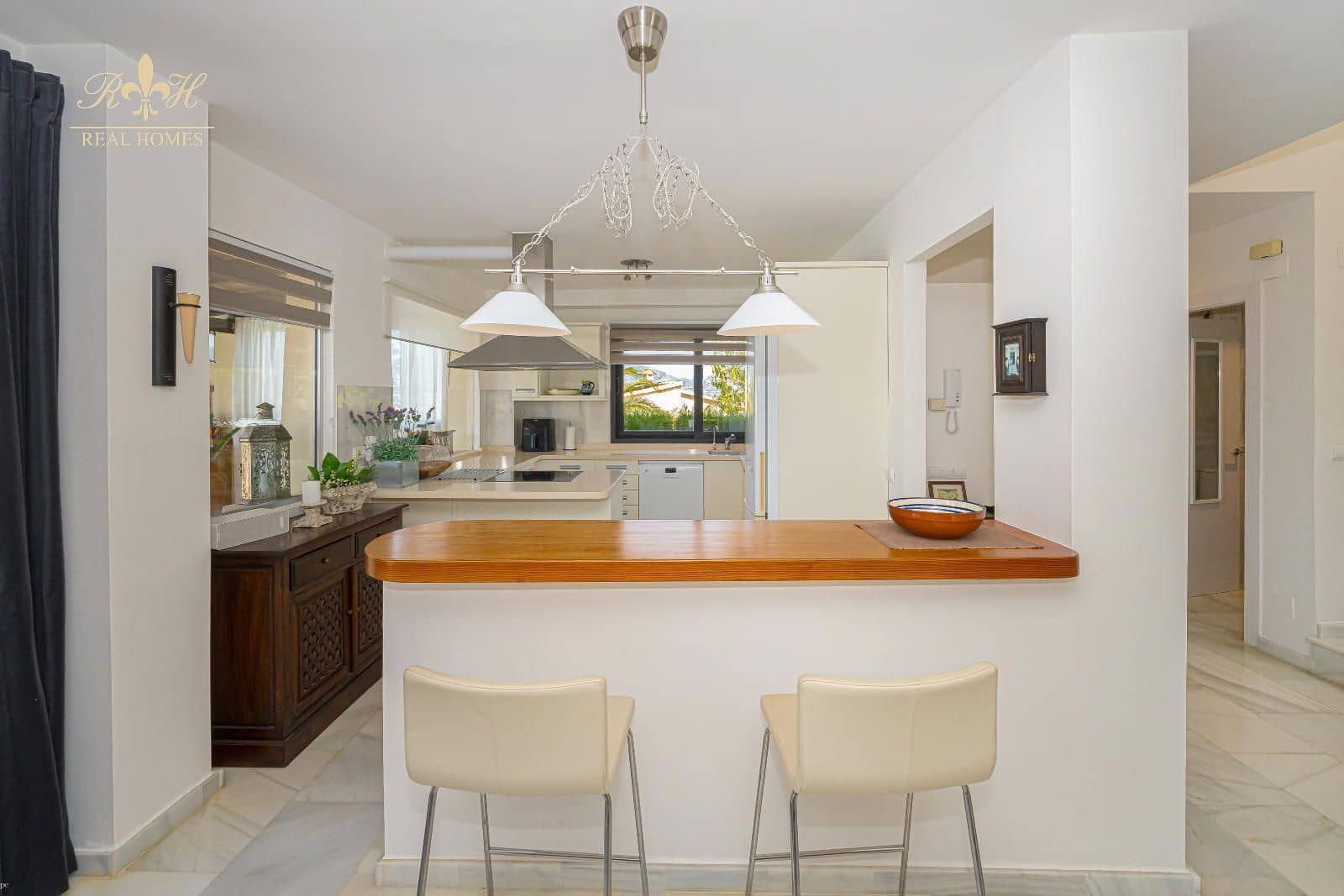 3 soverom Hus til salgs i Albir med svømmebasseng - € 745 000 (Ref: 9779000)