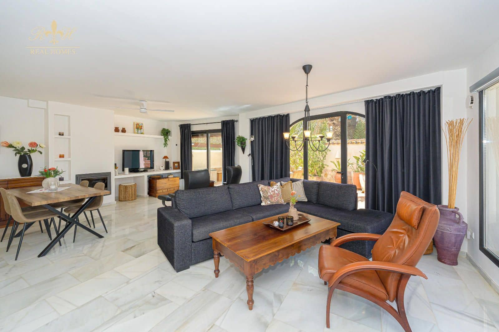 3 soverom Hus til salgs i Albir med svømmebasseng - € 745 000 (Ref: 9779000)