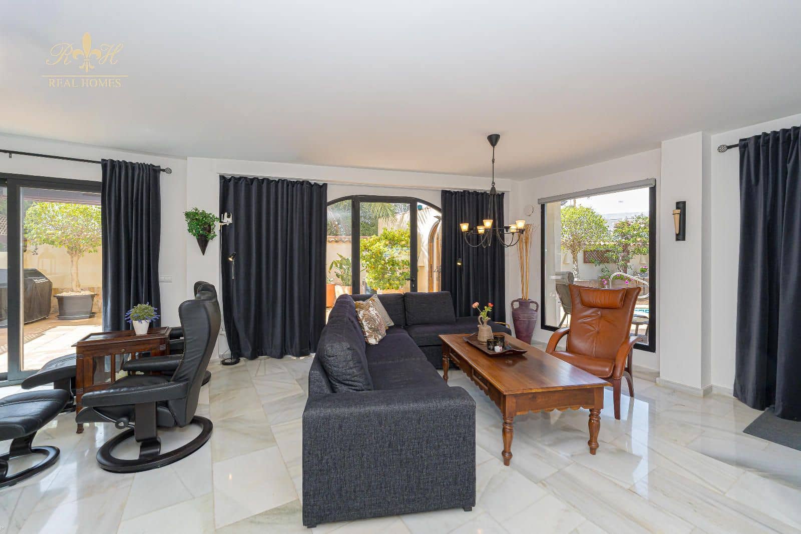 3 soverom Hus til salgs i Albir med svømmebasseng - € 745 000 (Ref: 9779000)