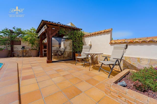 3 soverom Hus til salgs i Albir, Alfaz del Pi / L'Alfàs del Pi med svømmebasseng - € 745 000 (Ref: 9779000)