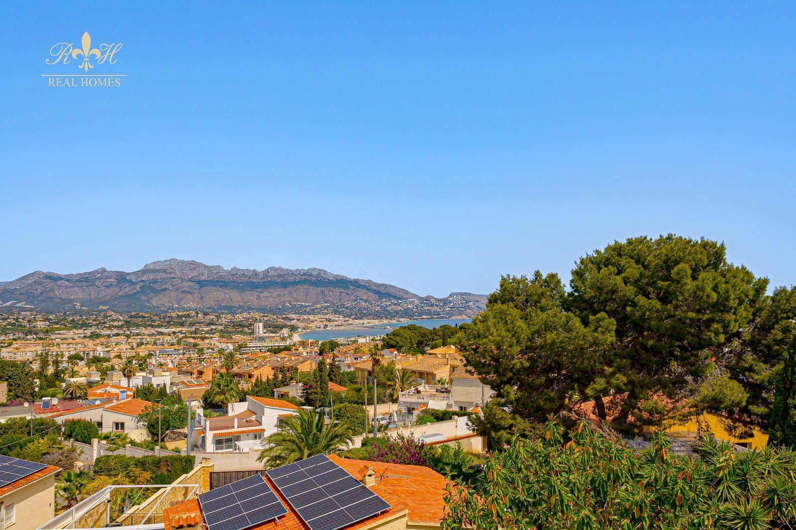 3 soverom Hus til salgs i Albir med svømmebasseng - € 745 000 (Ref: 9779000)