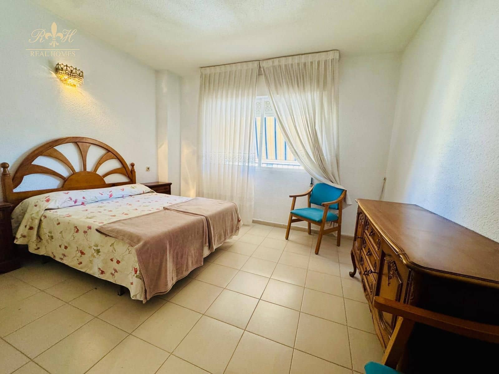 Appartement de 2 chambres à louer à Albir avec piscine - 1 200 € (Ref: 9781341)