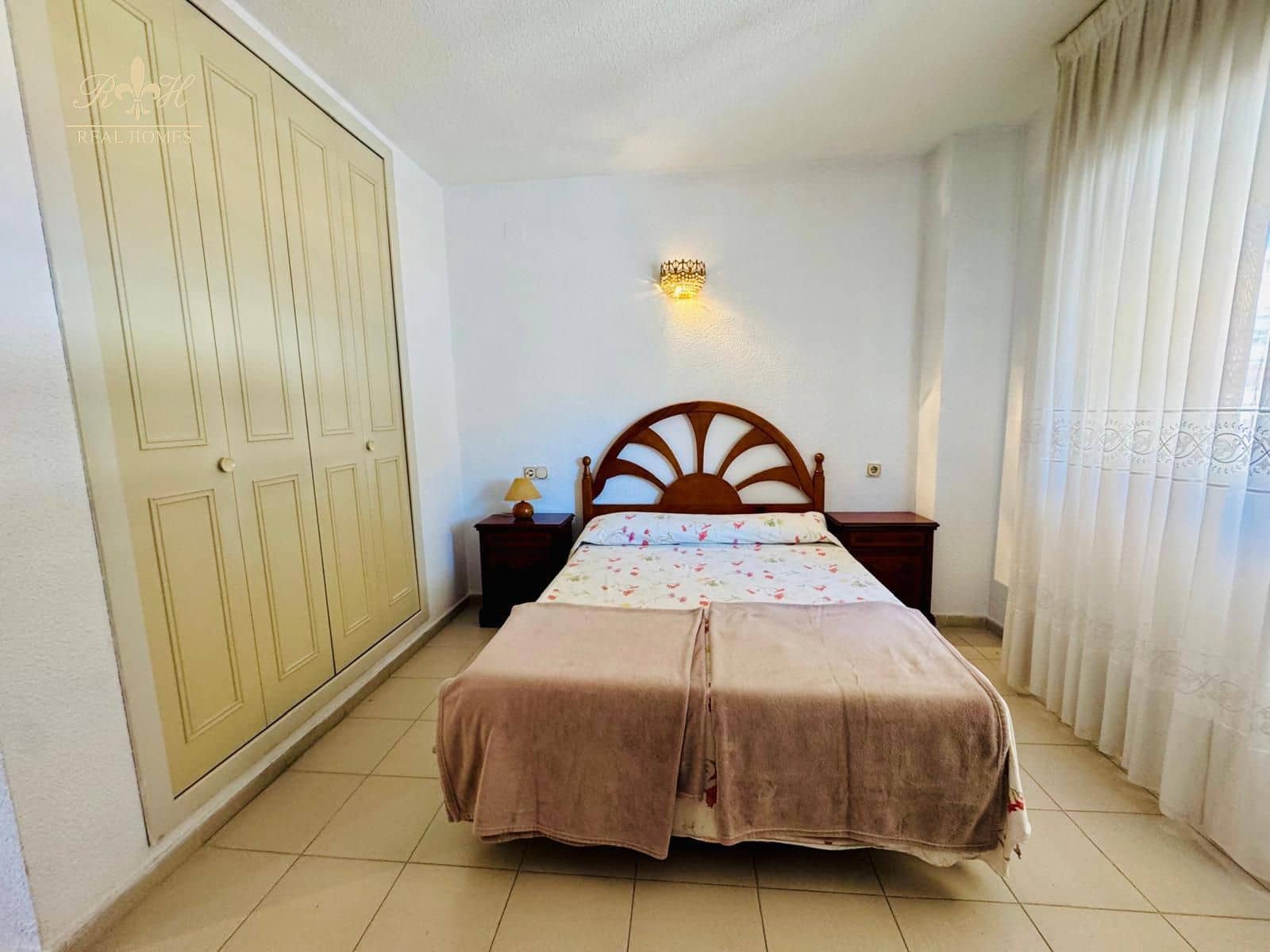 Appartement de 2 chambres à louer à Albir avec piscine - 1 200 € (Ref: 9781341)