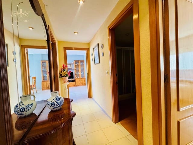 Appartement de 2 chambres à louer à Albir, Alfaz del Pi / L'Alfàs del Pi avec piscine - 1 200 € (Ref: 9781341)