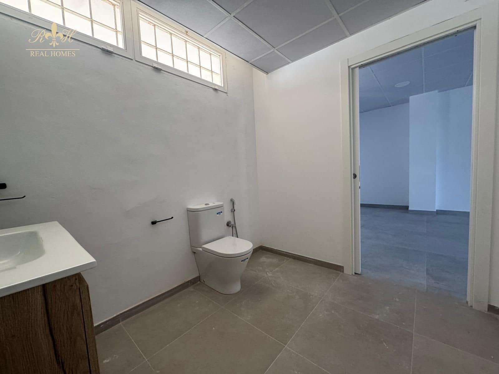 Erhverv til leje i Altea - € 1.000 (Ref: 9787665)