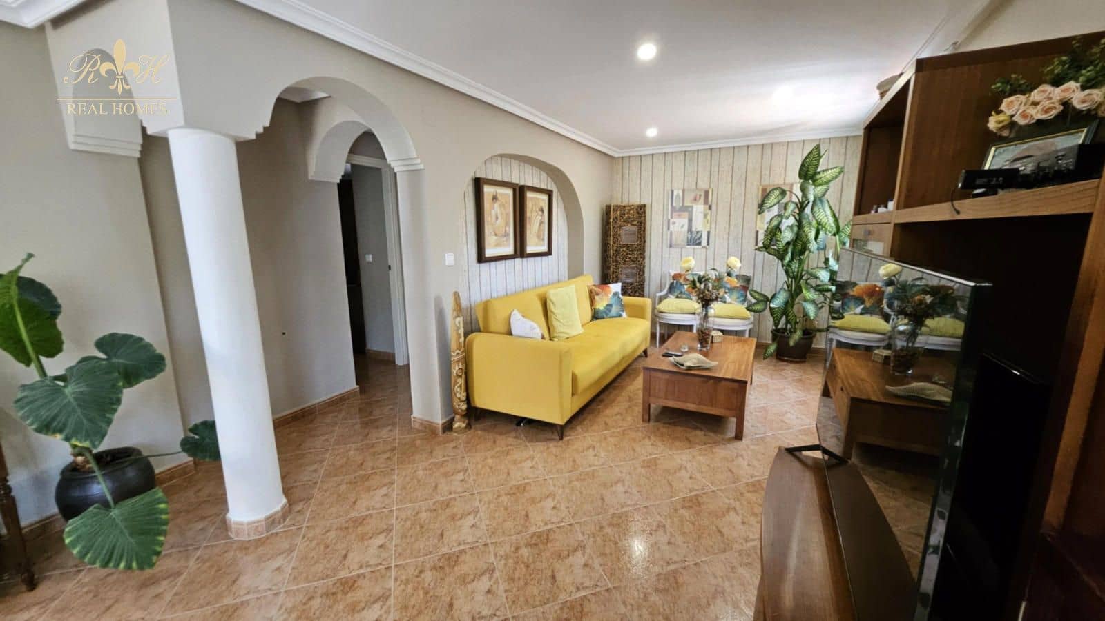 4 makuuhuone Huvila myytävänä paikassa La Nucia mukana uima-altaan 
autotalli - 445 000 € (Ref: 9794996)