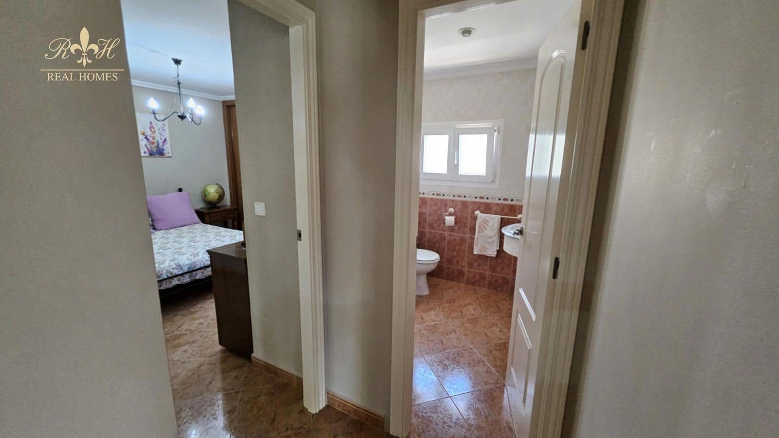 4 makuuhuone Huvila myytävänä paikassa La Nucia mukana uima-altaan 
autotalli - 445 000 € (Ref: 9794996)