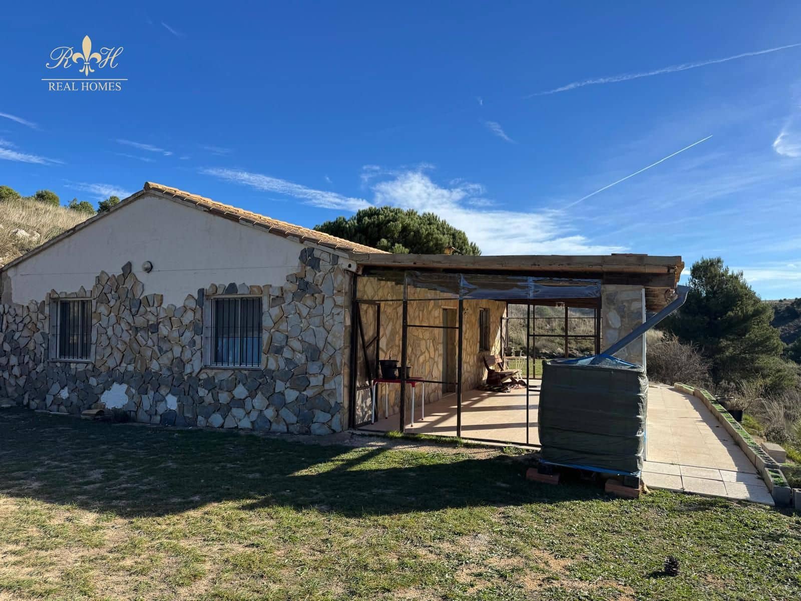 Villa til salg i Confrides - € 149.000 (Ref: 9795604)