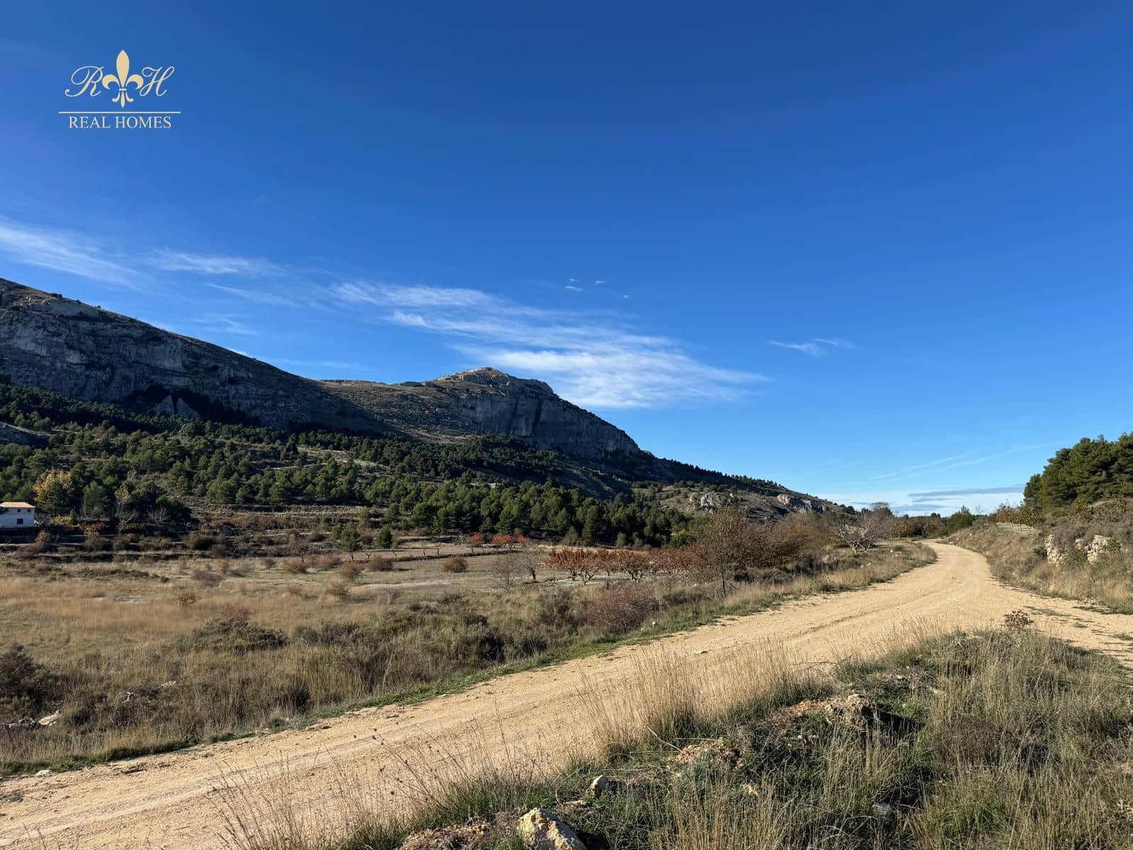 Villa til salg i Confrides - € 149.000 (Ref: 9795604)