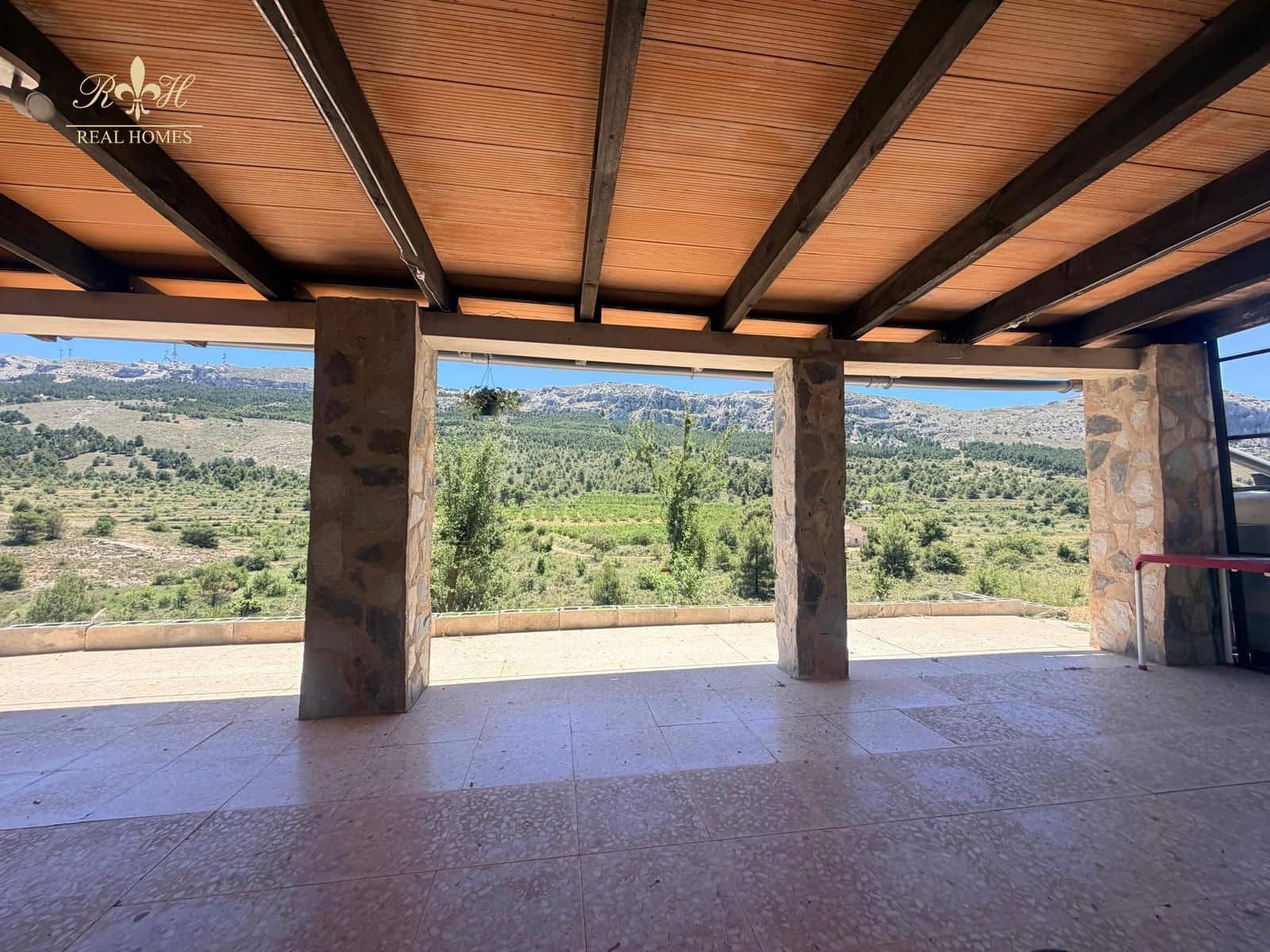 Chalet en Confrides en venta - 149.000 € (Ref: 9795604)