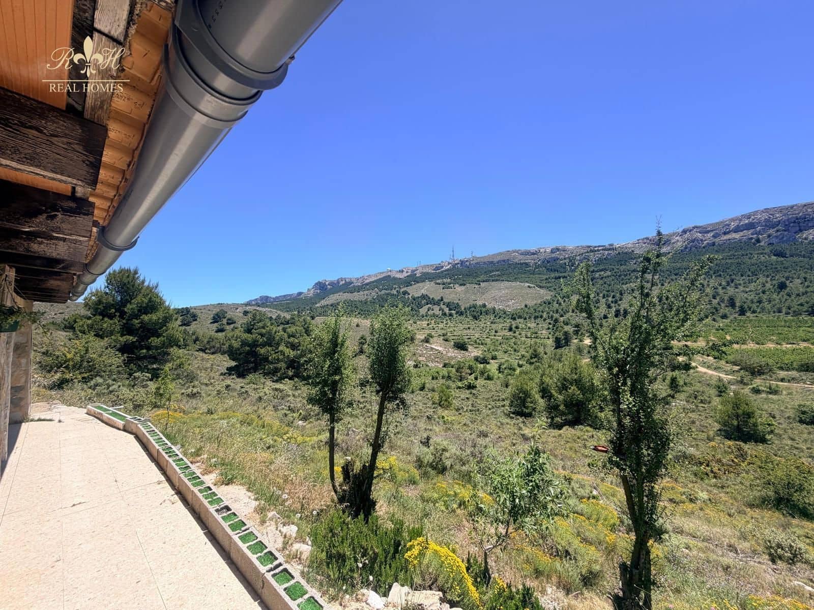 Chalet en Confrides en venta - 149.000 € (Ref: 9795604)
