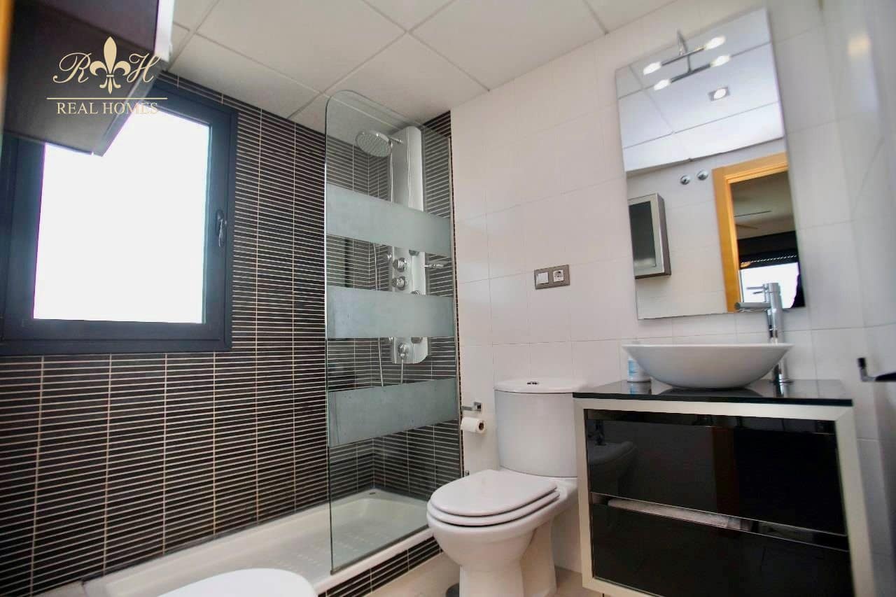 1 slaapkamer Penthouse te koop in Albir met zwembad garage - € 399.000 (Ref: 9795605)