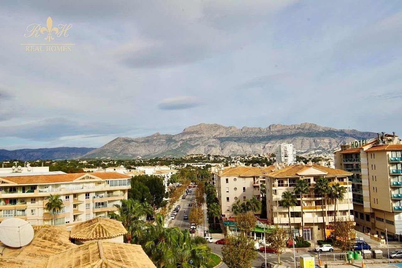 1 slaapkamer Penthouse te koop in Albir met zwembad garage - € 399.000 (Ref: 9795605)