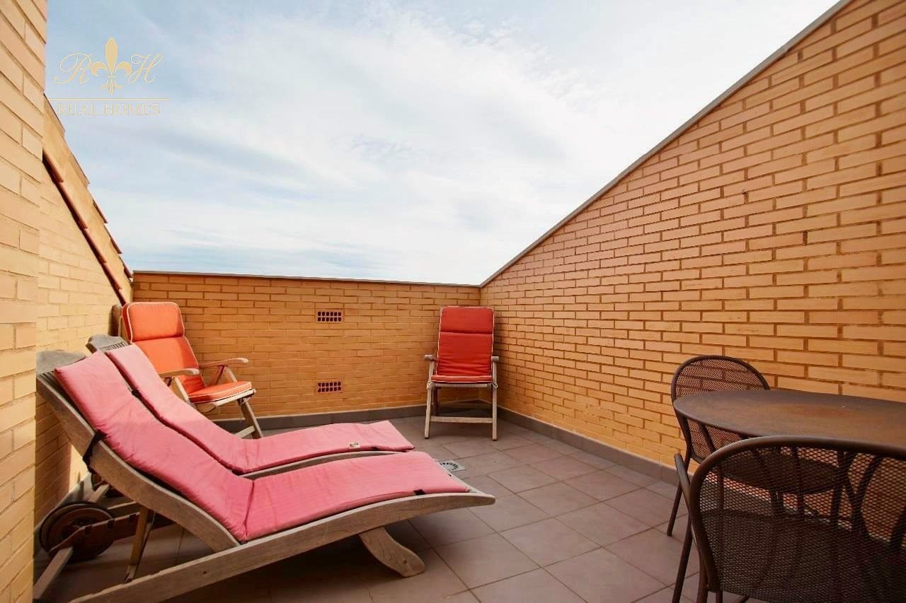 1 slaapkamer Penthouse te koop in Albir met zwembad garage - € 399.000 (Ref: 9795605)