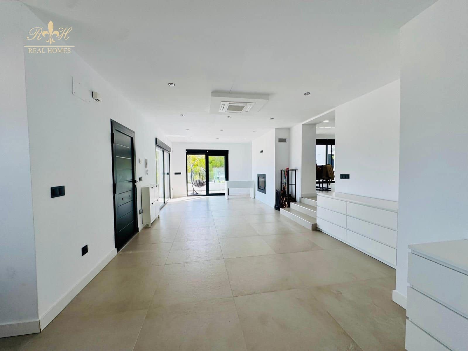 5 slaapkamer Villa te huur in Albir met zwembad garage - € 5.000 (Ref: 9806955)