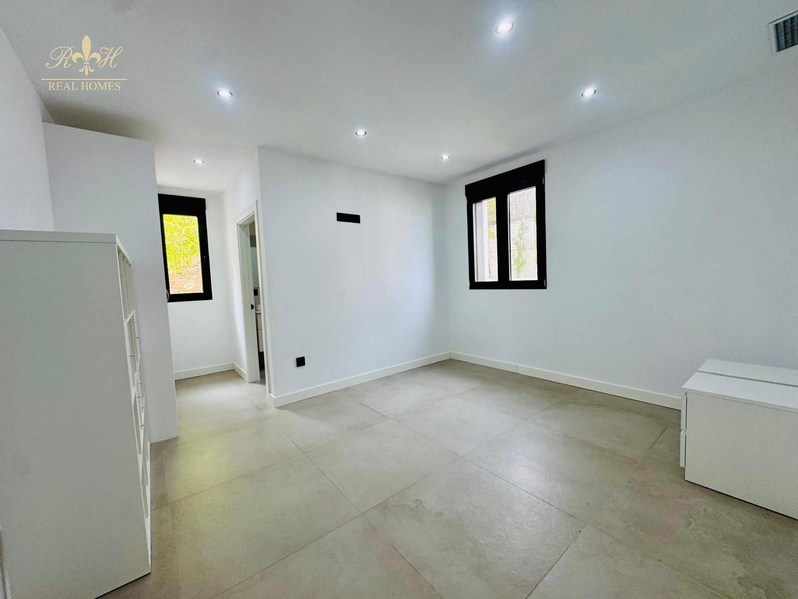 5 slaapkamer Villa te huur in Albir met zwembad garage - € 5.000 (Ref: 9806955)