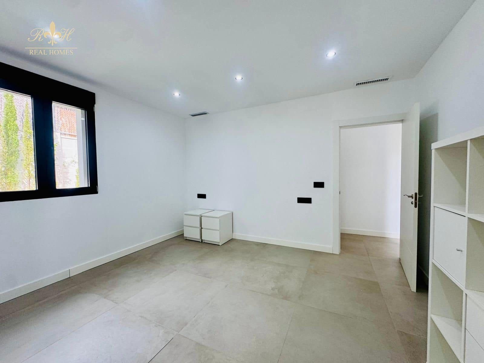 5 slaapkamer Villa te huur in Albir met zwembad garage - € 5.000 (Ref: 9806955)