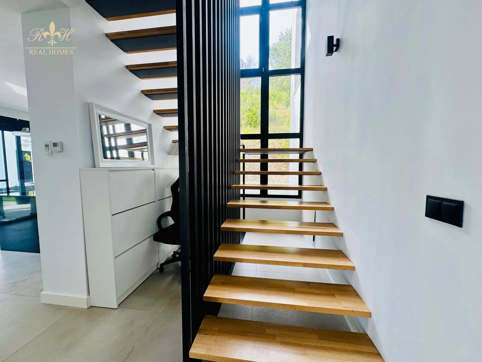 5 slaapkamer Villa te huur in Albir met zwembad garage - € 5.000 (Ref: 9806955)