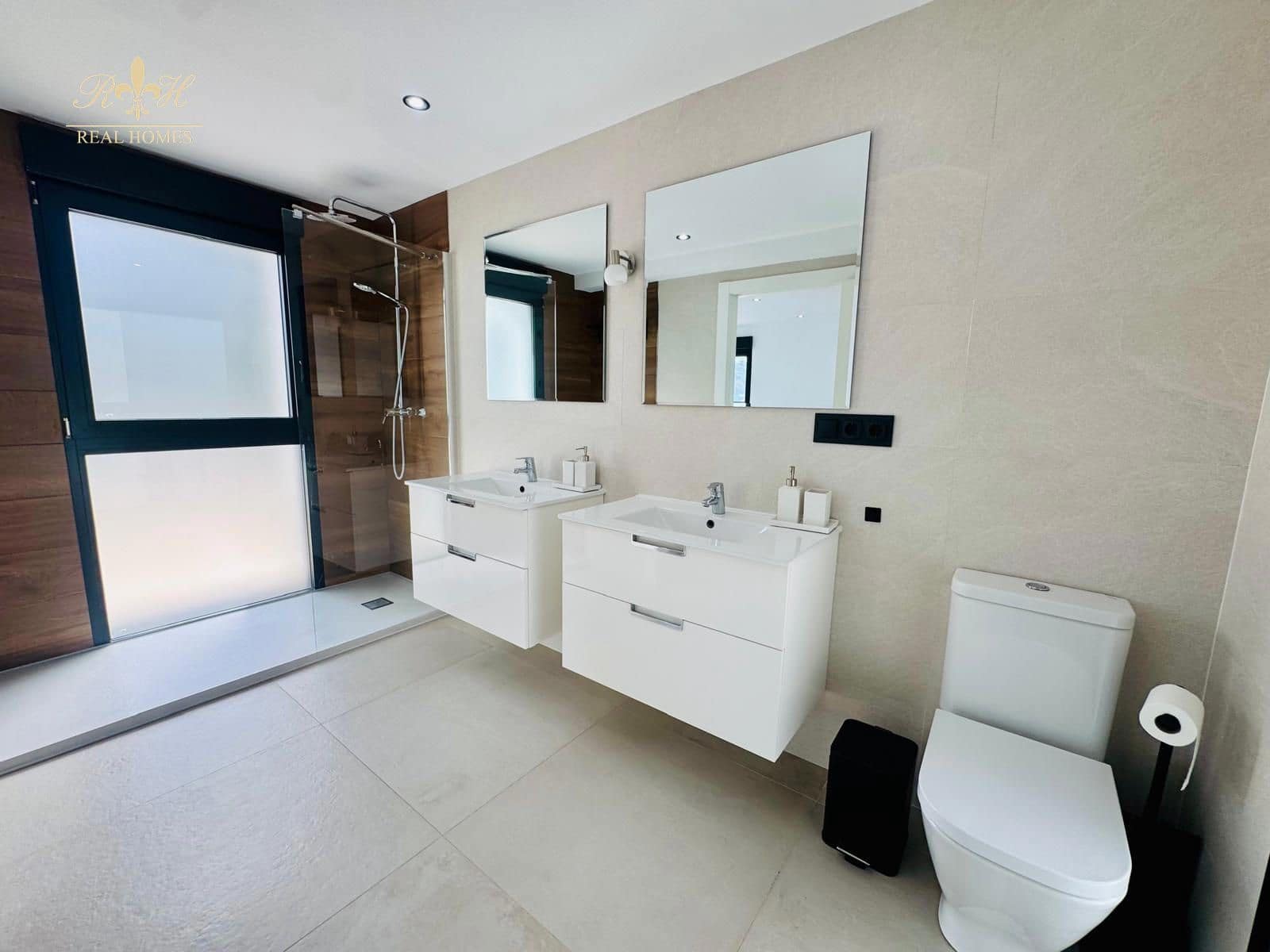 5 slaapkamer Villa te huur in Albir met zwembad garage - € 5.000 (Ref: 9806955)