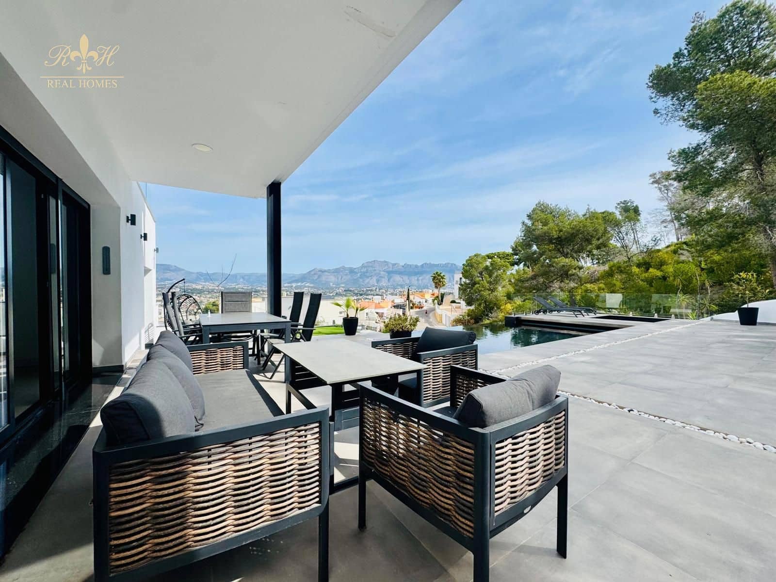 5 slaapkamer Villa te huur in Albir met zwembad garage - € 5.000 (Ref: 9806955)