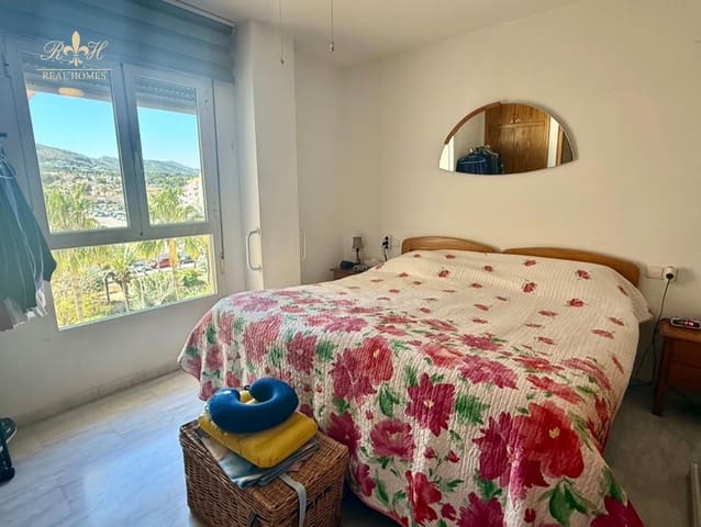 3 makuuhuone Asunto myytävänä paikassa Albir, Alfaz del Pi / L'Alfàs del Pi mukana uima-altaan 
autotalli - 395 000 € (Ref: 9809388)