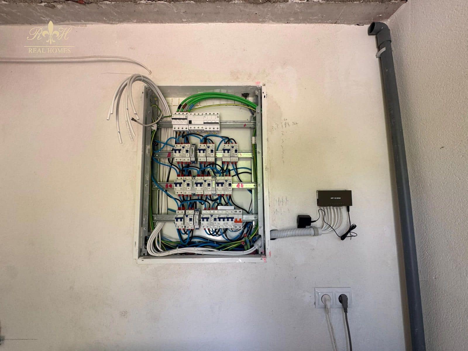 Appartamento da affittare in Alfaz del Pi / L'Alfas del Pi con piscina - 500 € (Rif: 9816491)