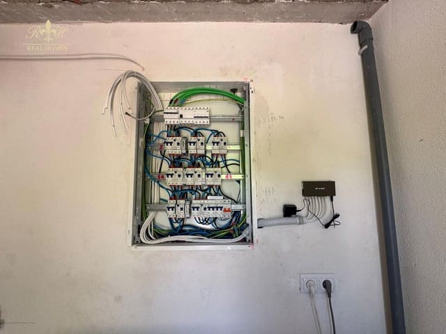 Appartamento da affittare in Alfaz del Pi / L'Alfàs del Pi con piscina - 500 € (Rif: 9816491)