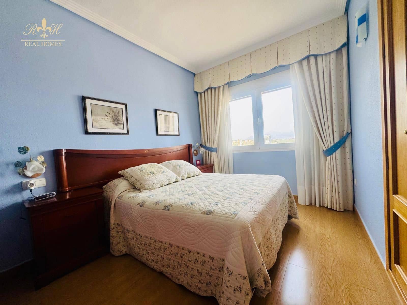 4 camera da letto Appartamento in vendita in Benidorm con piscina - 685.000 € (Rif: 9816492)