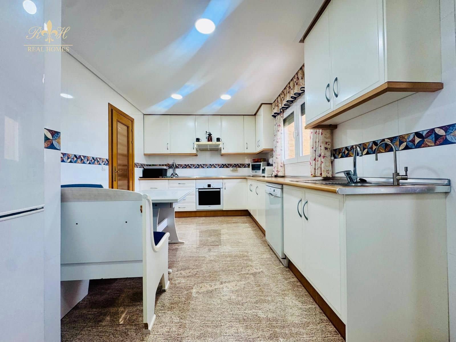 4 camera da letto Appartamento in vendita in Benidorm con piscina - 685.000 € (Rif: 9816492)
