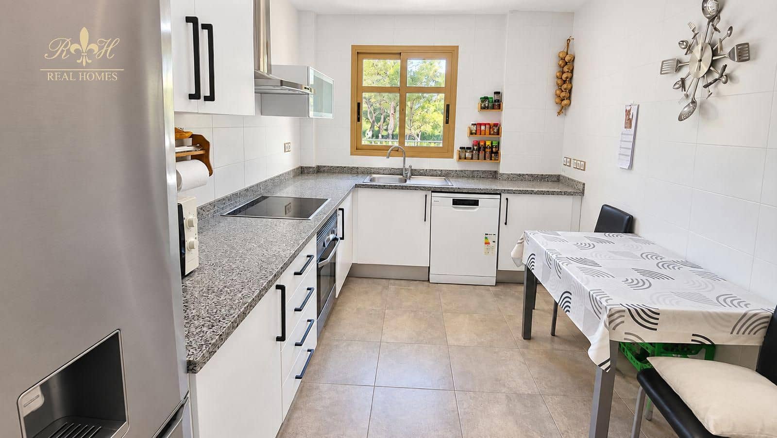 3 makuuhuone Huvila myytävänä paikassa Finestrat mukana uima-altaan - 715 000 € (Ref: 9821573)