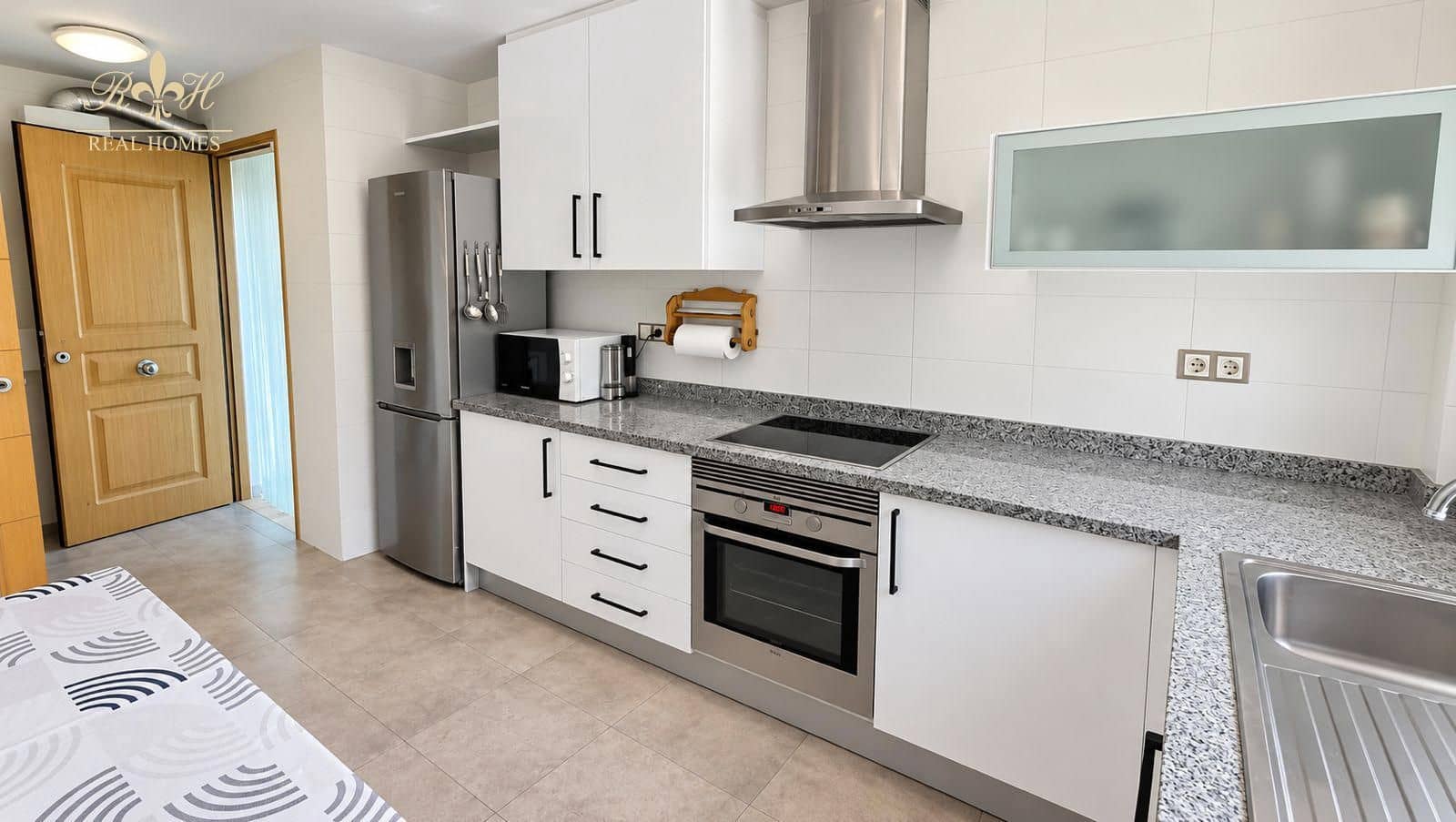 3 makuuhuone Huvila myytävänä paikassa Finestrat mukana uima-altaan - 715 000 € (Ref: 9821573)