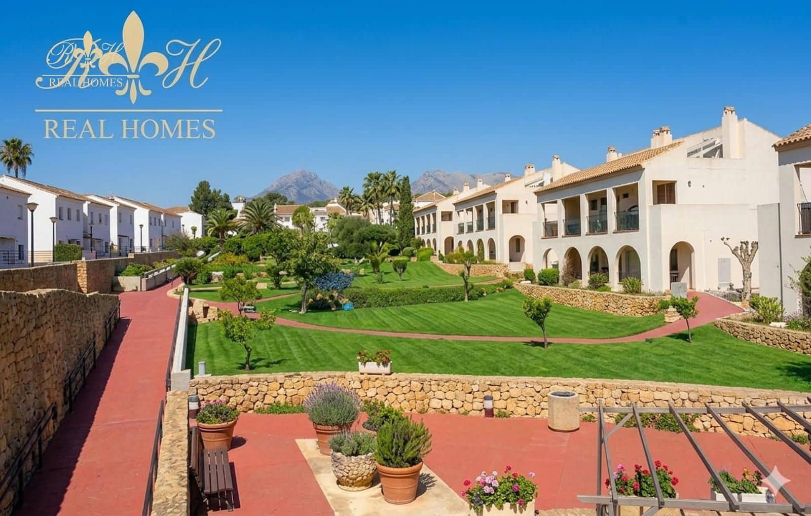 2 bedroom Flat for rent in Alfaz del Pi / L'Alfas del Pi with pool - € 1,600 (Ref: 9866141)