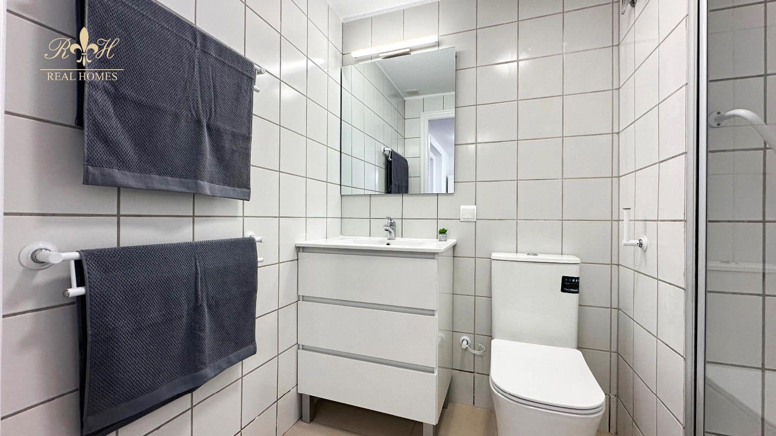 2 bedroom Flat for rent in Alfaz del Pi / L'Alfas del Pi with pool - € 1,600 (Ref: 9866141)
