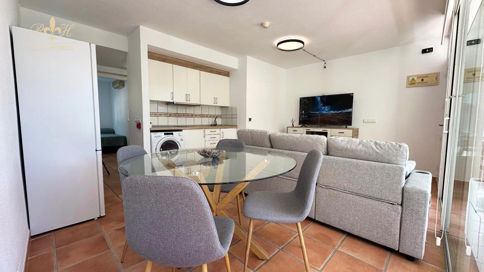 2 bedroom Flat for rent in Alfaz del Pi / L'Alfas del Pi with pool - € 1,600 (Ref: 9866141)