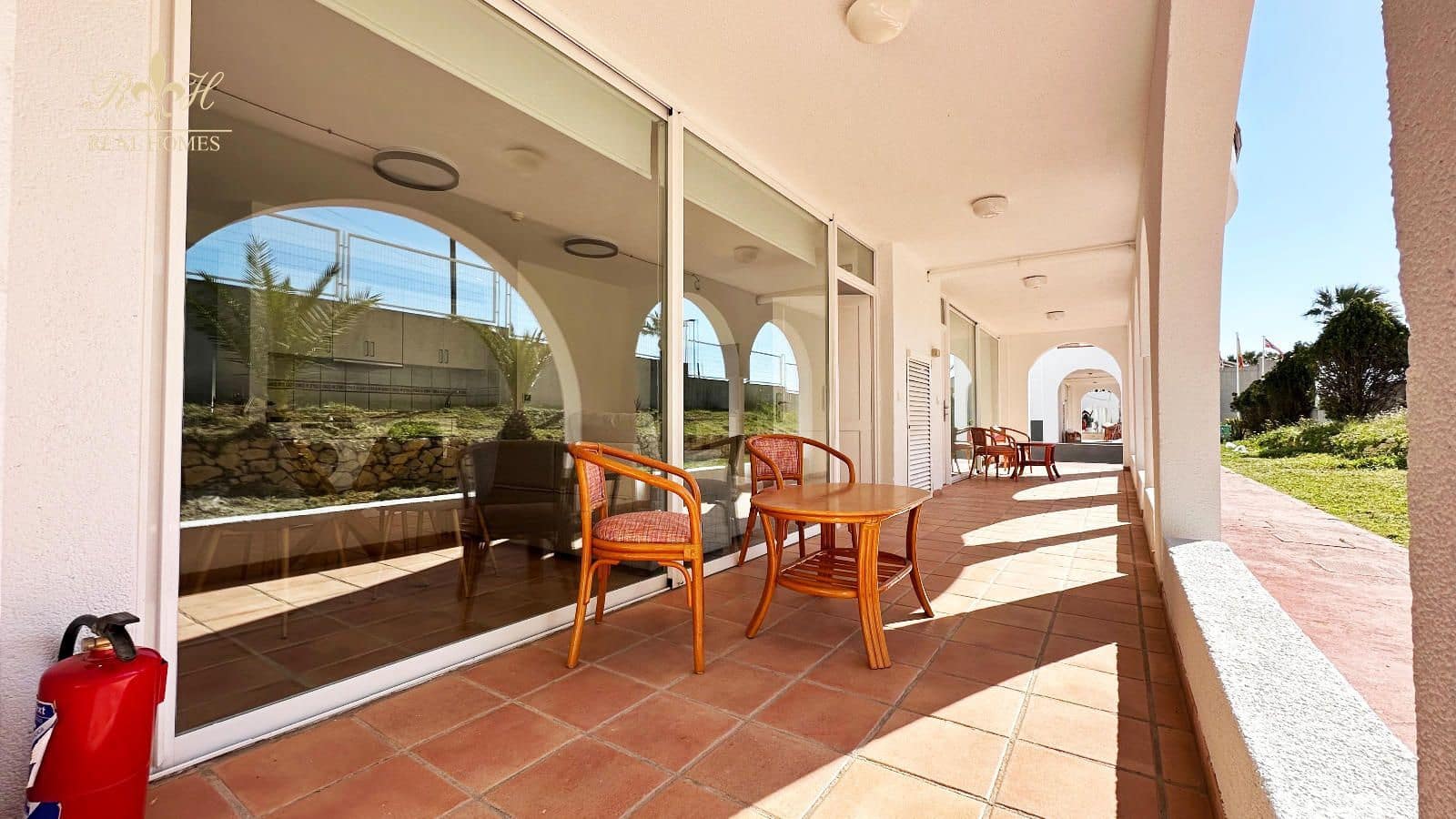 2 bedroom Flat for rent in Alfaz del Pi / L'Alfas del Pi with pool - € 1,600 (Ref: 9866141)