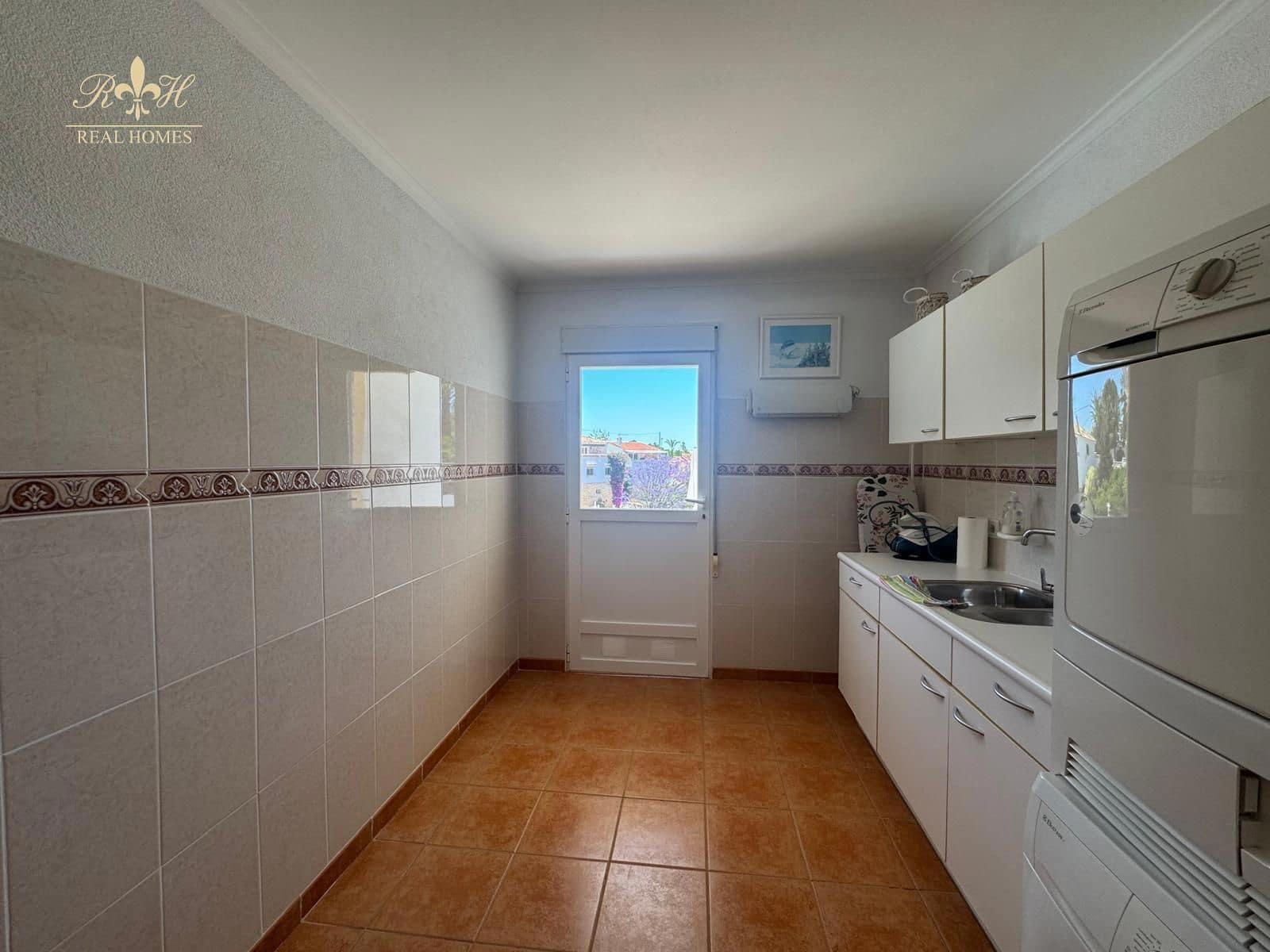 4 sypialnia Willa na sprzedaż w La Nucia z basenem garażem - 525 000 € (Ref: 9873989)
