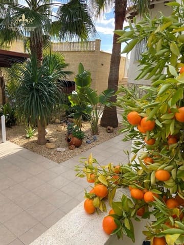 5 soveværelse Byhus til salg i Alfaz del Pi / L'Alfàs del Pi med swimmingpool garage - € 595.000 (Ref: 9877223)